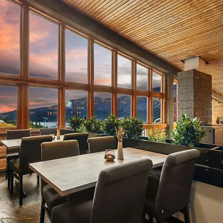 Spatind Fjellhotell فندق 3*