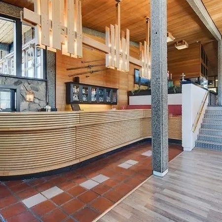 Spatind Fjellhotell מלון 3*